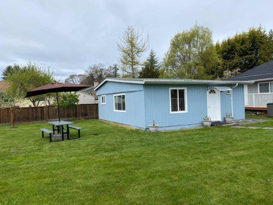 Adorable 2-Bedroom Guesthouse With Free Parking Victoria Exterior foto