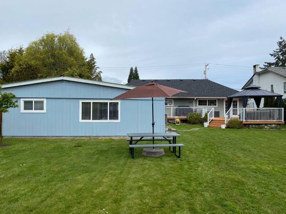 Adorable 2-Bedroom Guesthouse With Free Parking Victoria Exterior foto